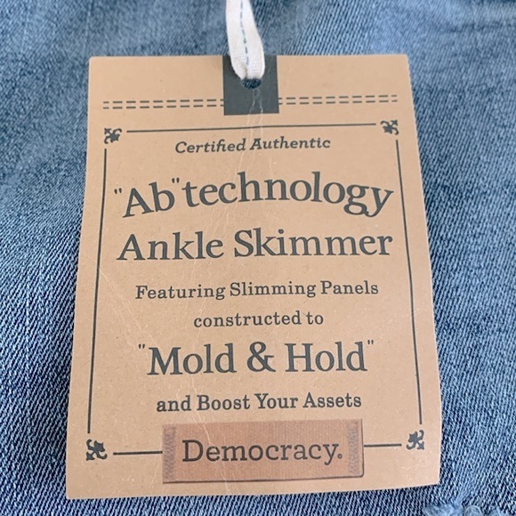 Democracy Ab Technology Ankle Skimmer - Picture 12 of 16